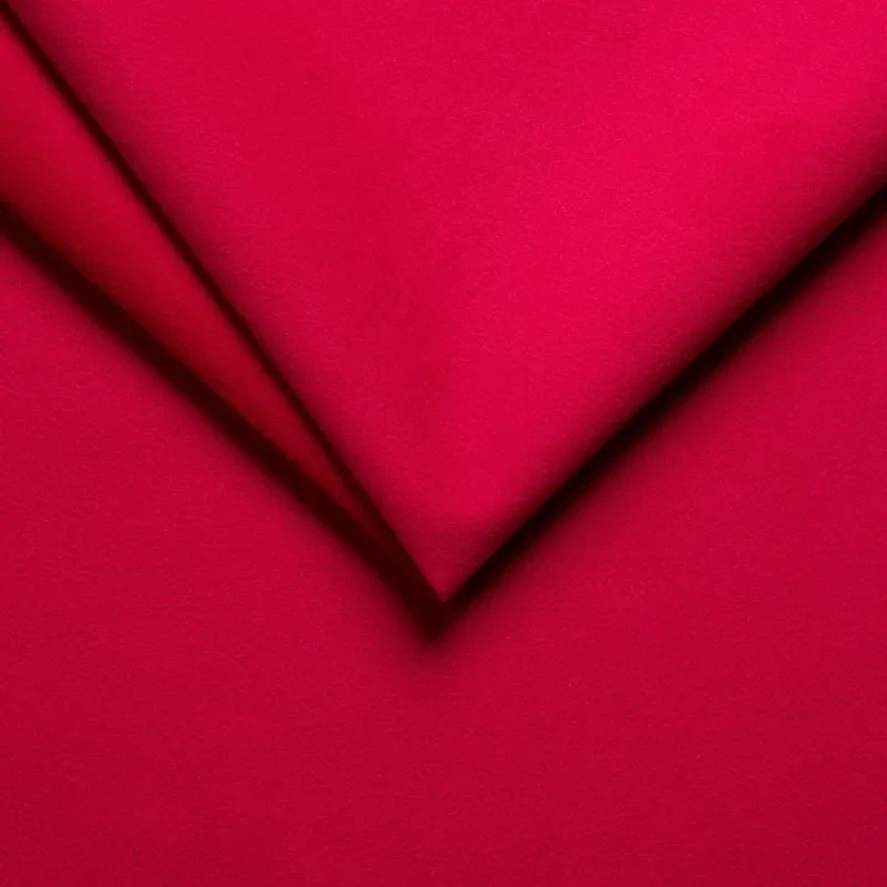Laura 9 Red
