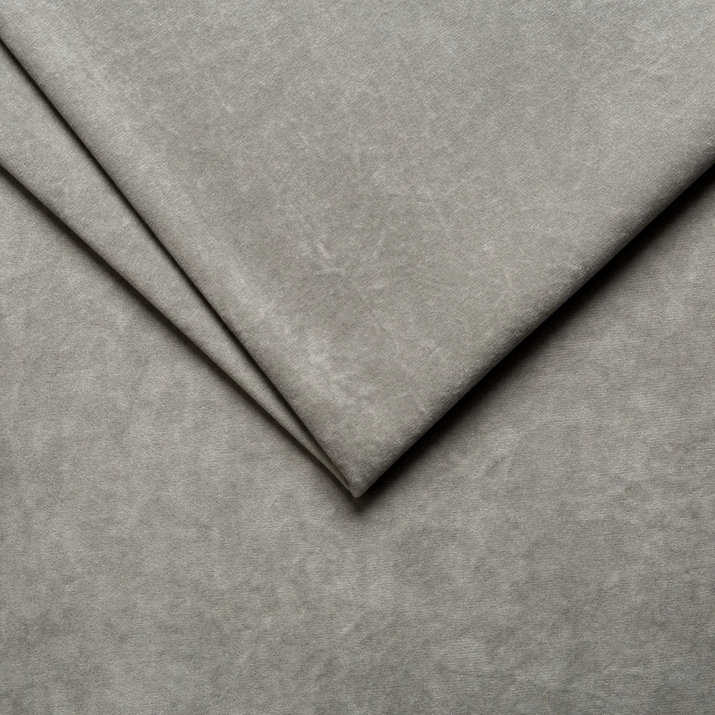 Vintage Velvet 15 Silver