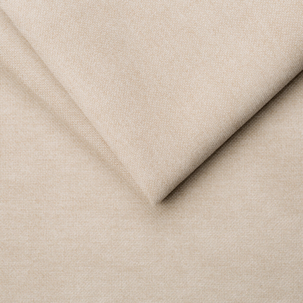 Mistral 02 Cream