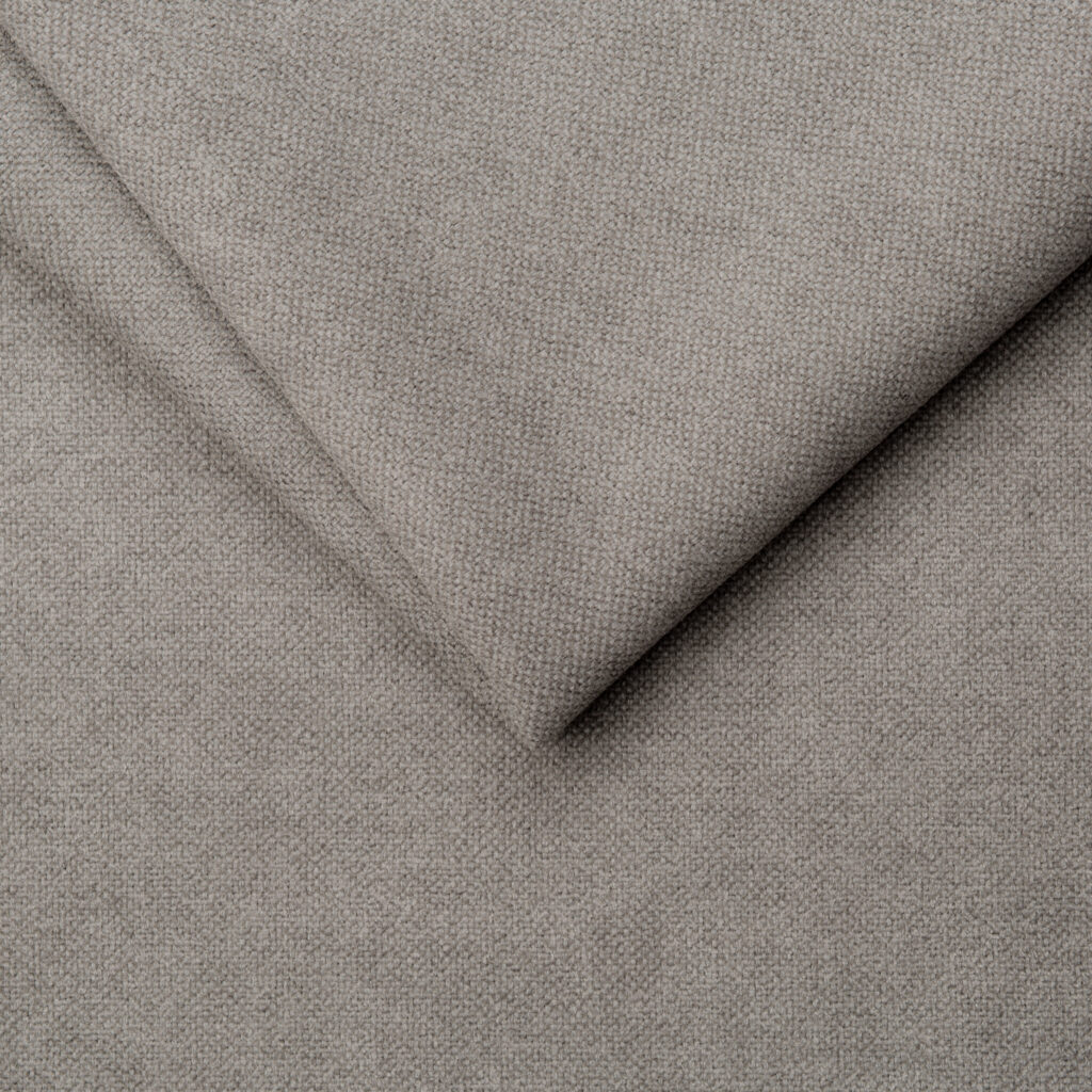 Mistral 19 Ash